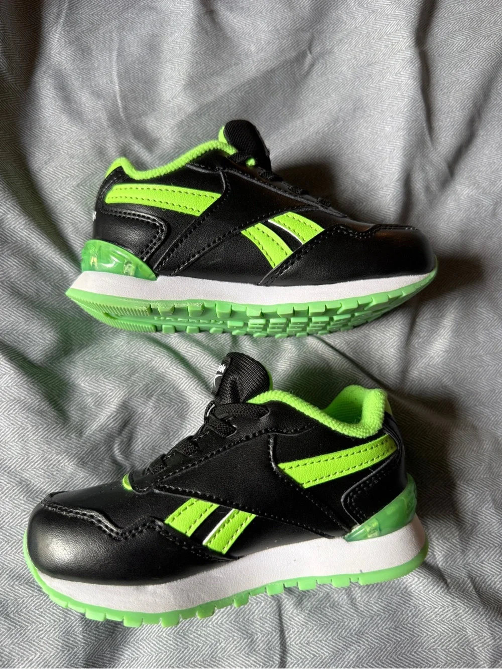 Reebok Kids' Black & Neon Green LIGHT UP Athletic Sneakers